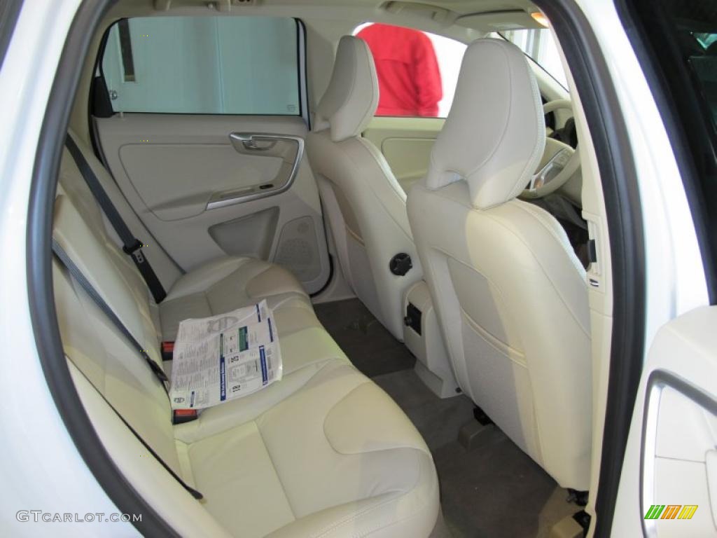 Sandstone Beige Interior 2011 Volvo XC60 3.2 Photo #46757292