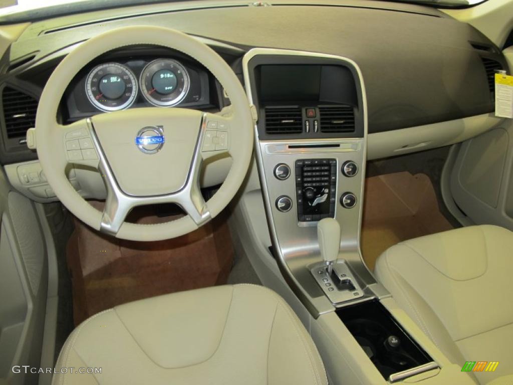 2011 Volvo XC60 3.2 Sandstone Beige Dashboard Photo #46757349