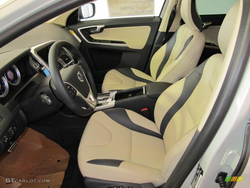 R Design Beige/Off Black Inlay Interior 2011 Volvo XC60 3.2 R-Design Photo #46757913