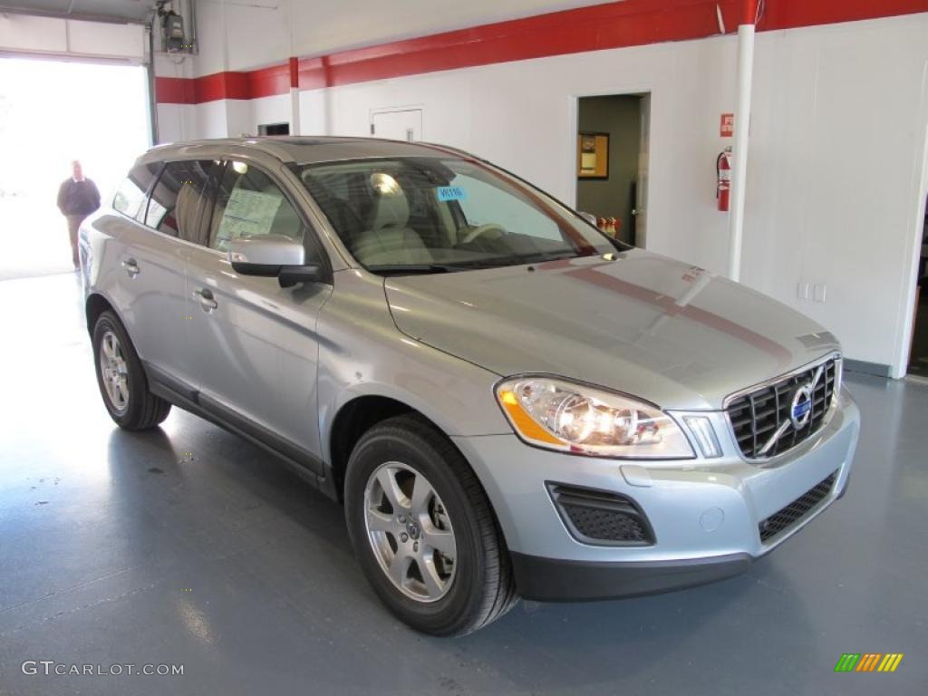 Electric Silver Metallic 2011 Volvo XC60 3.2 Exterior Photo #46758060