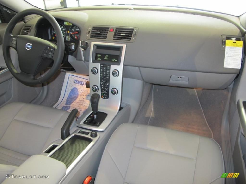 2011 Volvo V50 T5 Dalaro Quartz T Tec Dashboard Photo #46758357