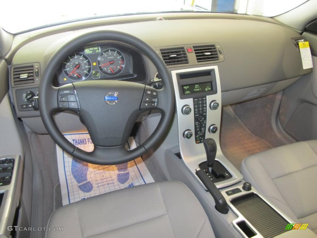 2011 Volvo V50 T5 Dalaro Quartz T Tec Dashboard Photo #46758402
