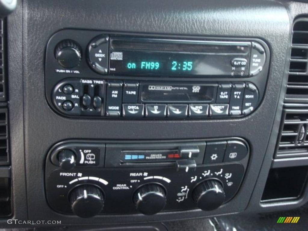 2003 Dodge Durango SLT Controls Photo #46758489