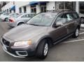 Front 3/4 View of 2008 XC70 AWD