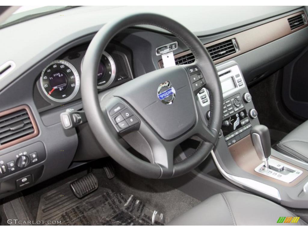 2011 Volvo XC70 3.2 AWD Off Black Steering Wheel Photo #46759074