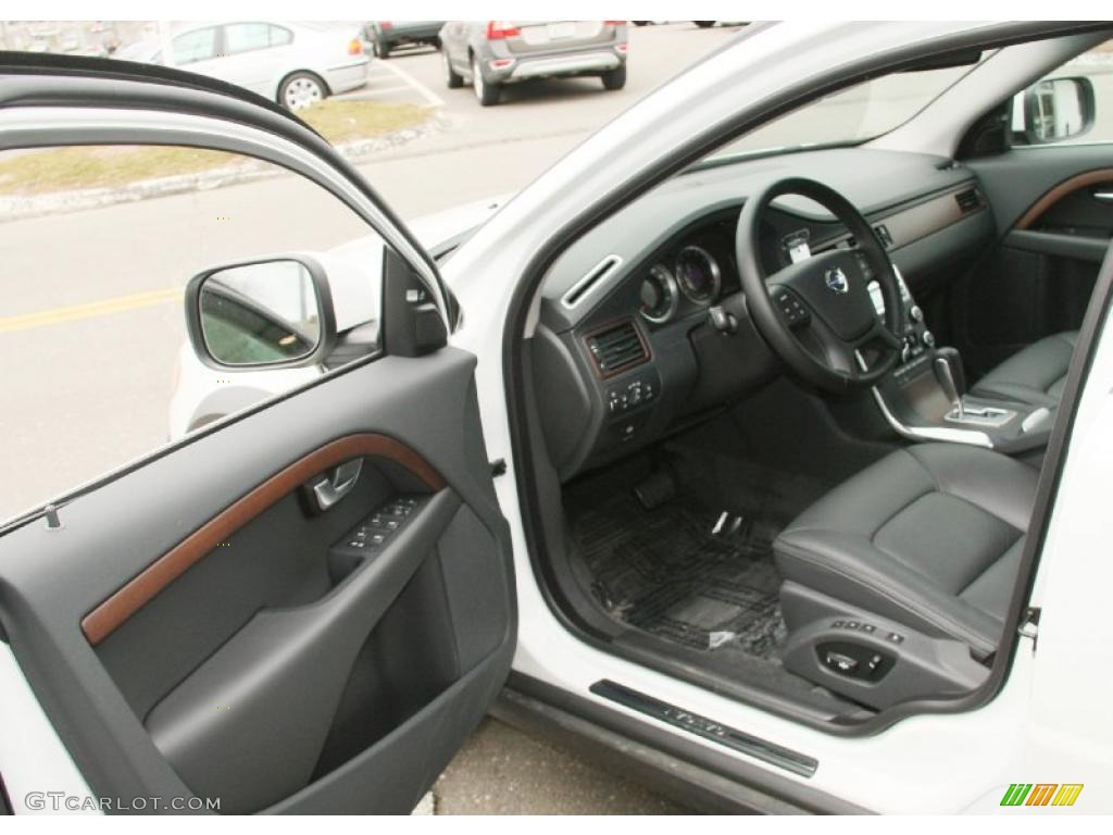 Off Black Interior 2011 Volvo XC70 3.2 AWD Photo #46759239