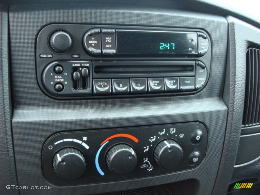 2004 Dodge Ram 2500 SLT Quad Cab 4x4 Controls Photo #46759440
