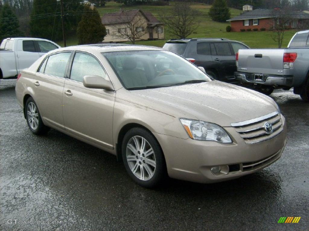 2007 Avalon Limited - Desert Sand Mica / Ivory photo #1