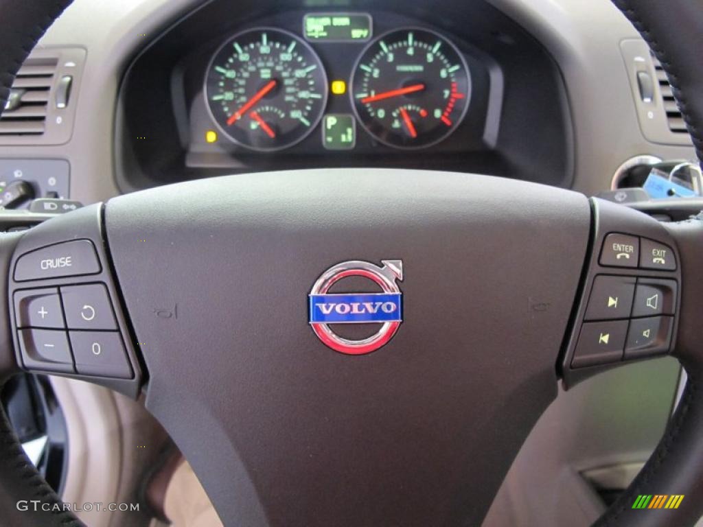 2011 Volvo S40 T5 Dalaro Quartz T-Tec Steering Wheel Photo #46759560