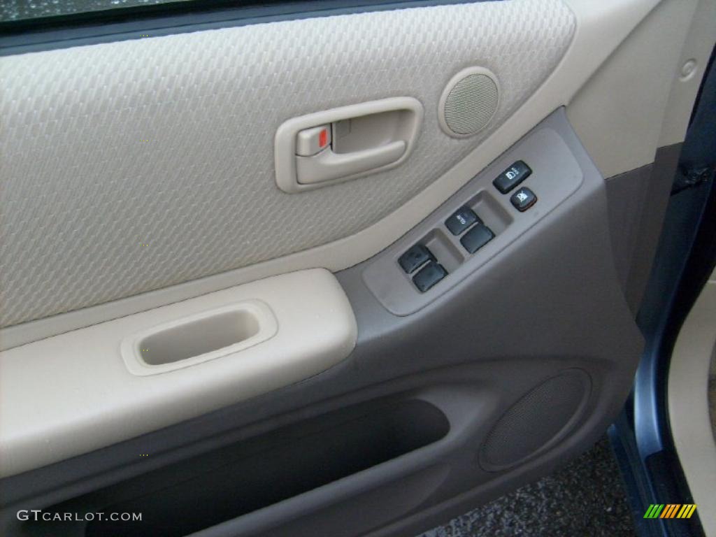 2007 Toyota Highlander 4WD Ivory Beige Door Panel Photo #46760148