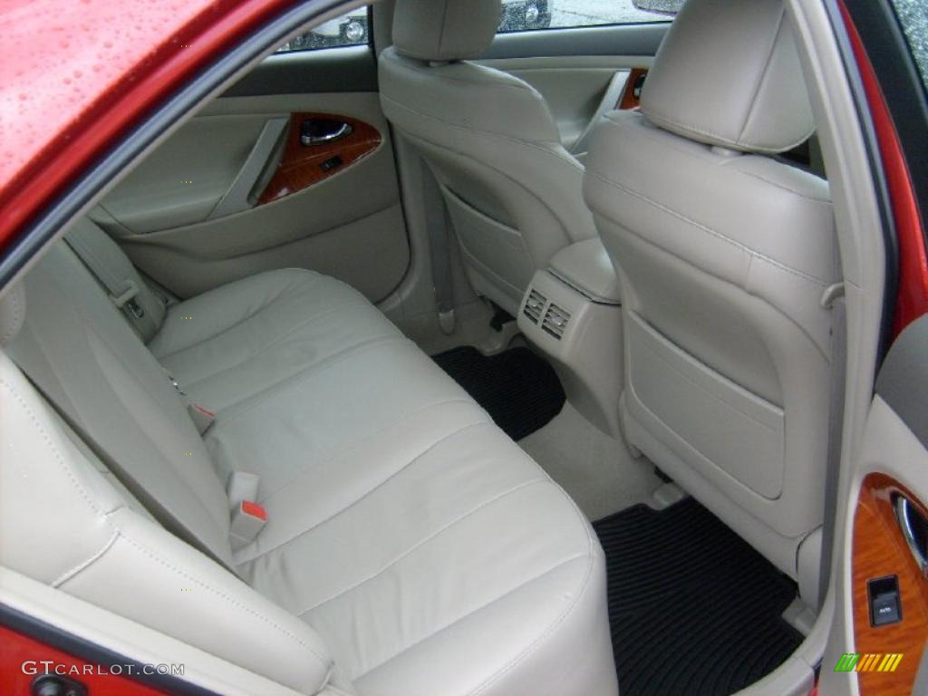 2010 Camry XLE V6 - Barcelona Red Metallic / Bisque photo #8