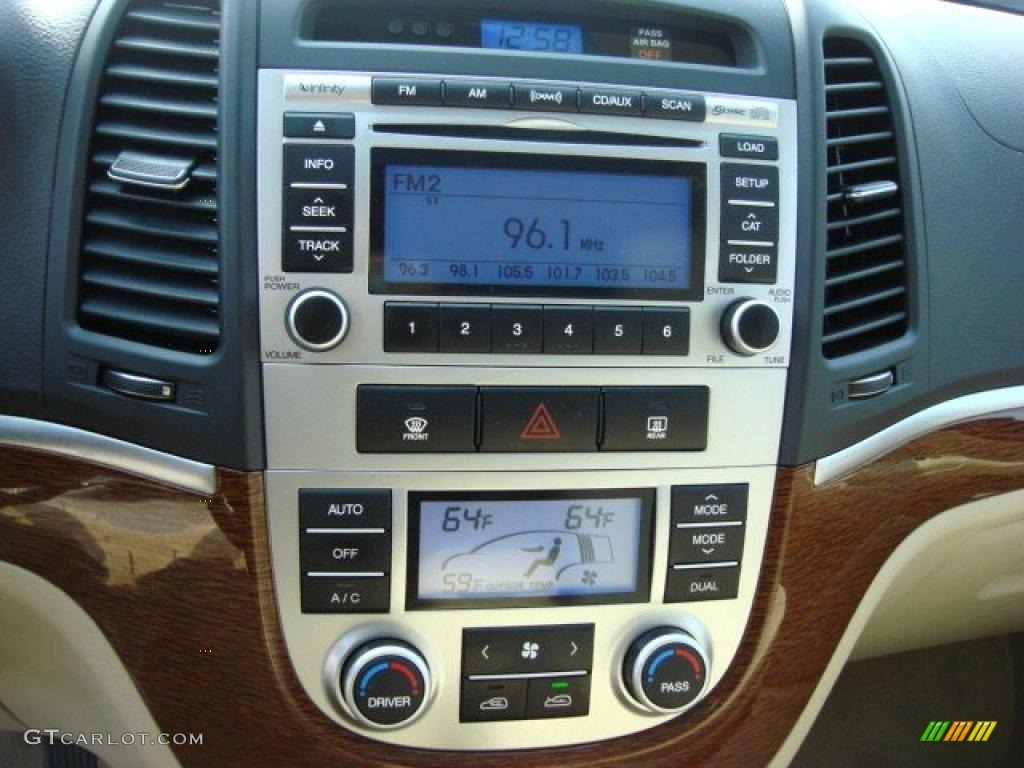 2009 Hyundai Santa Fe Limited Controls Photo #46761786