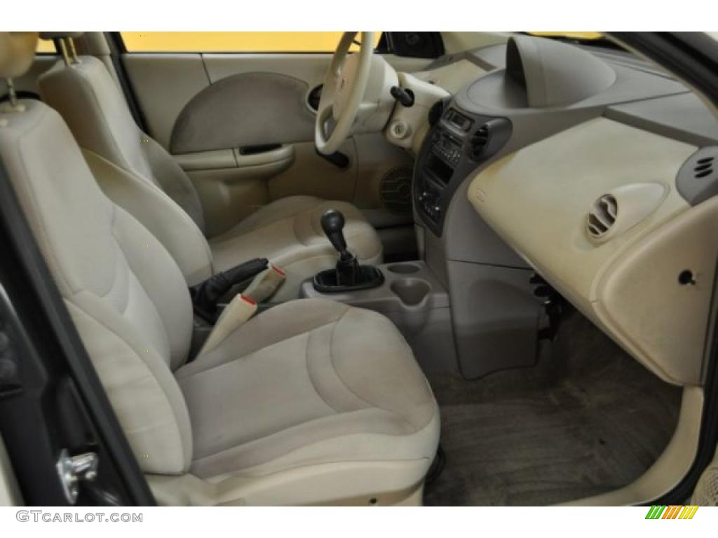 Tan Interior 2003 Saturn ION 2 Sedan Photo #46762188