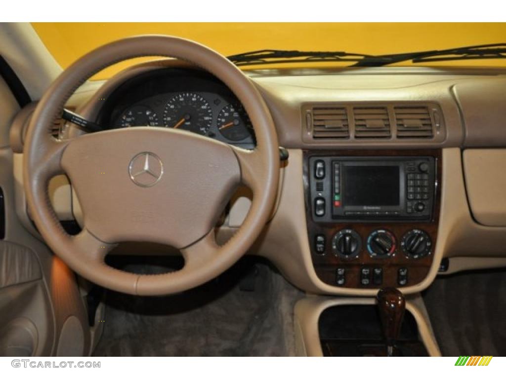 2001 ML 430 4Matic - Cypress Green Metallic / Java photo #5