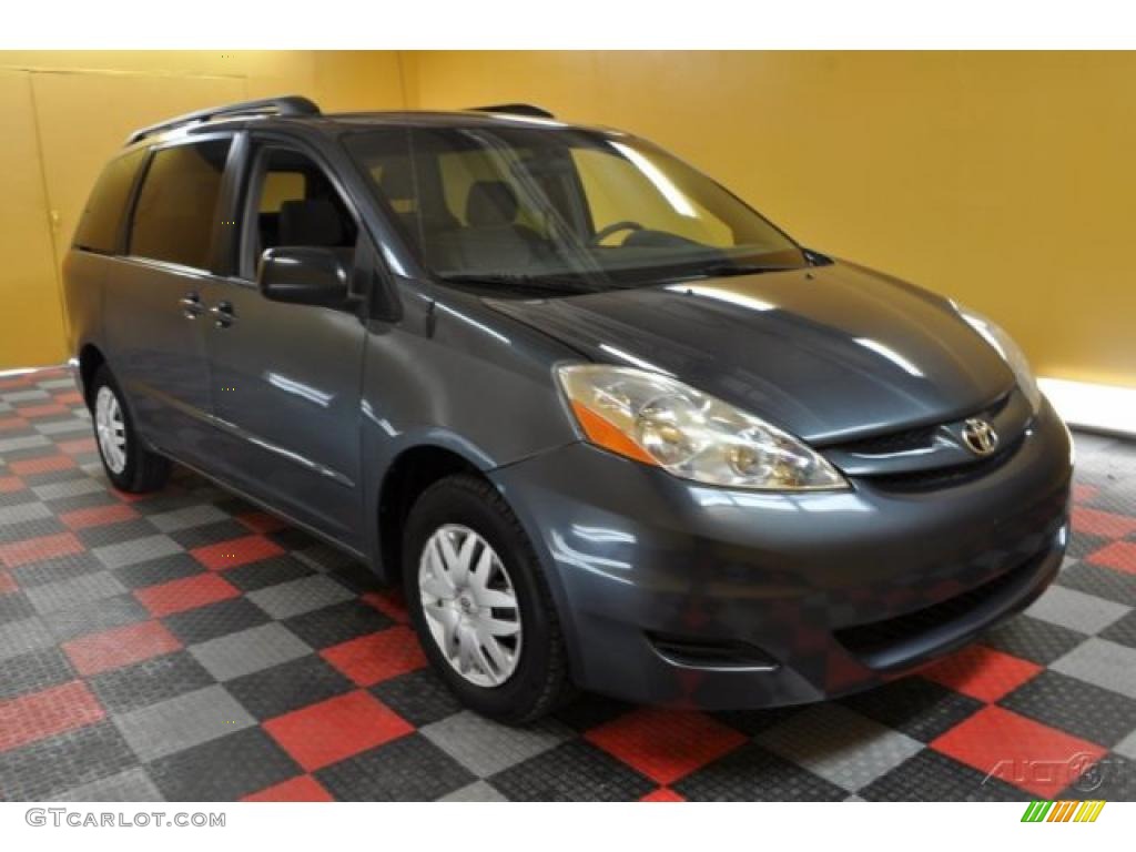 2006 Sienna LE - Slate Metallic / Stone Gray photo #1