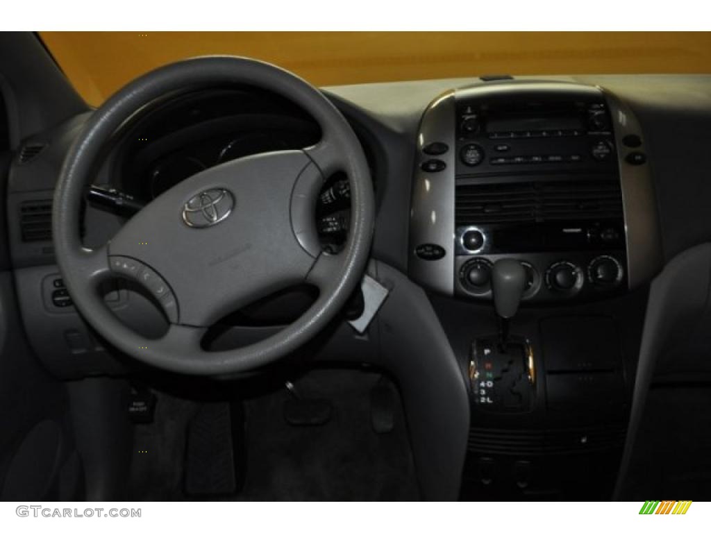 2006 Sienna LE - Slate Metallic / Stone Gray photo #5