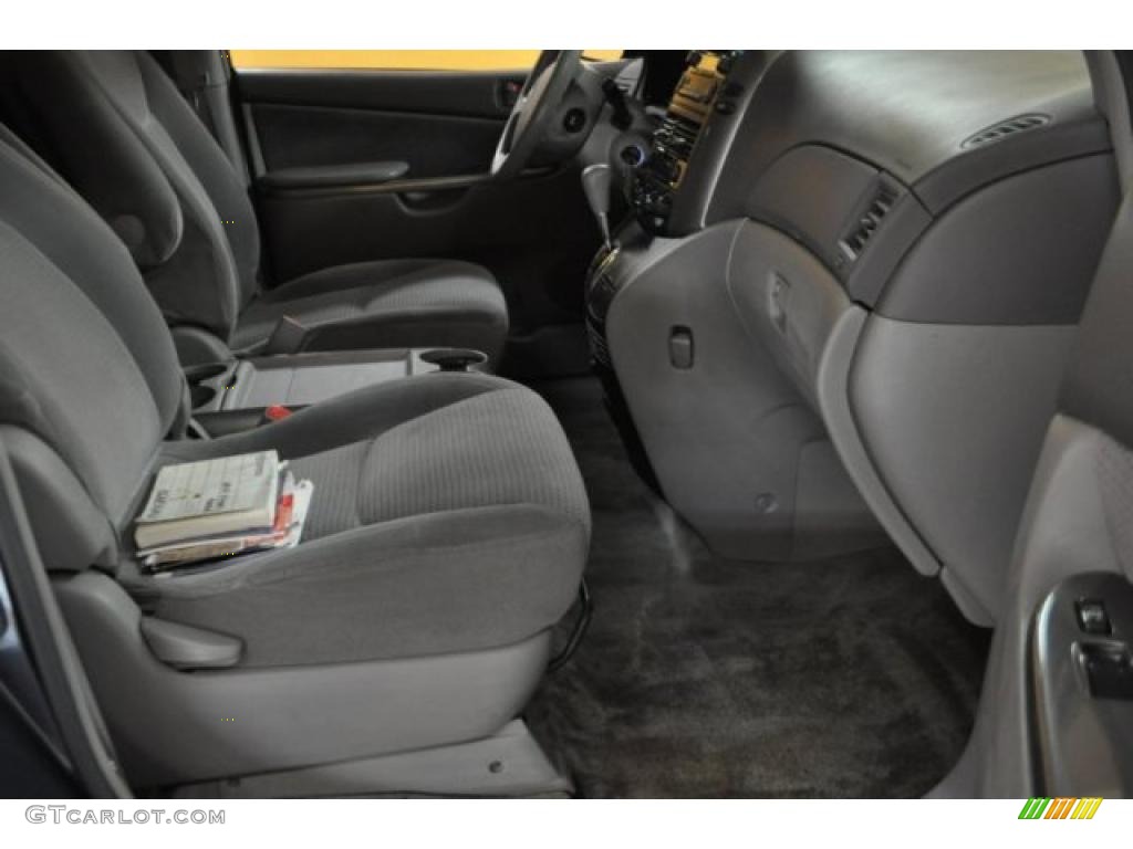 2006 Sienna LE - Slate Metallic / Stone Gray photo #15