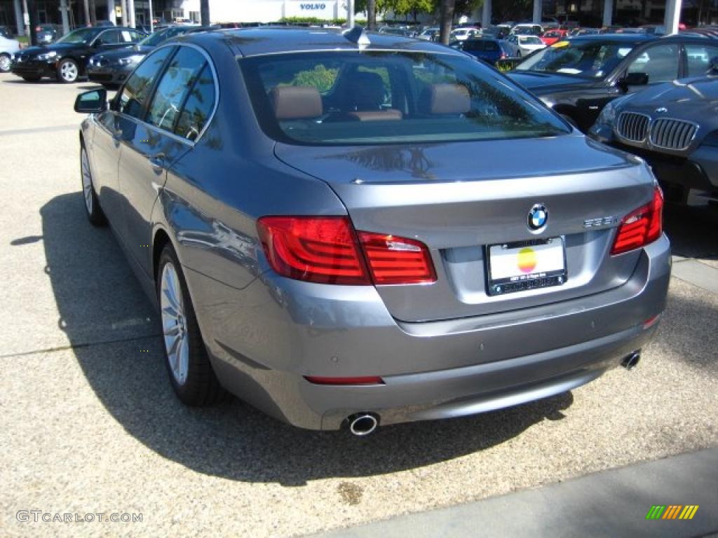 Space Gray Metallic 2011 BMW 5 Series 535i Sedan Exterior Photo #46764378