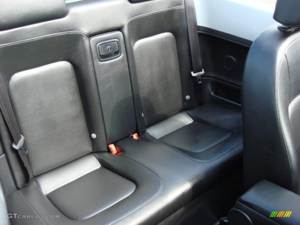 Black Interior 2007 Volkswagen New Beetle 2.5 Convertible Photo #46766934