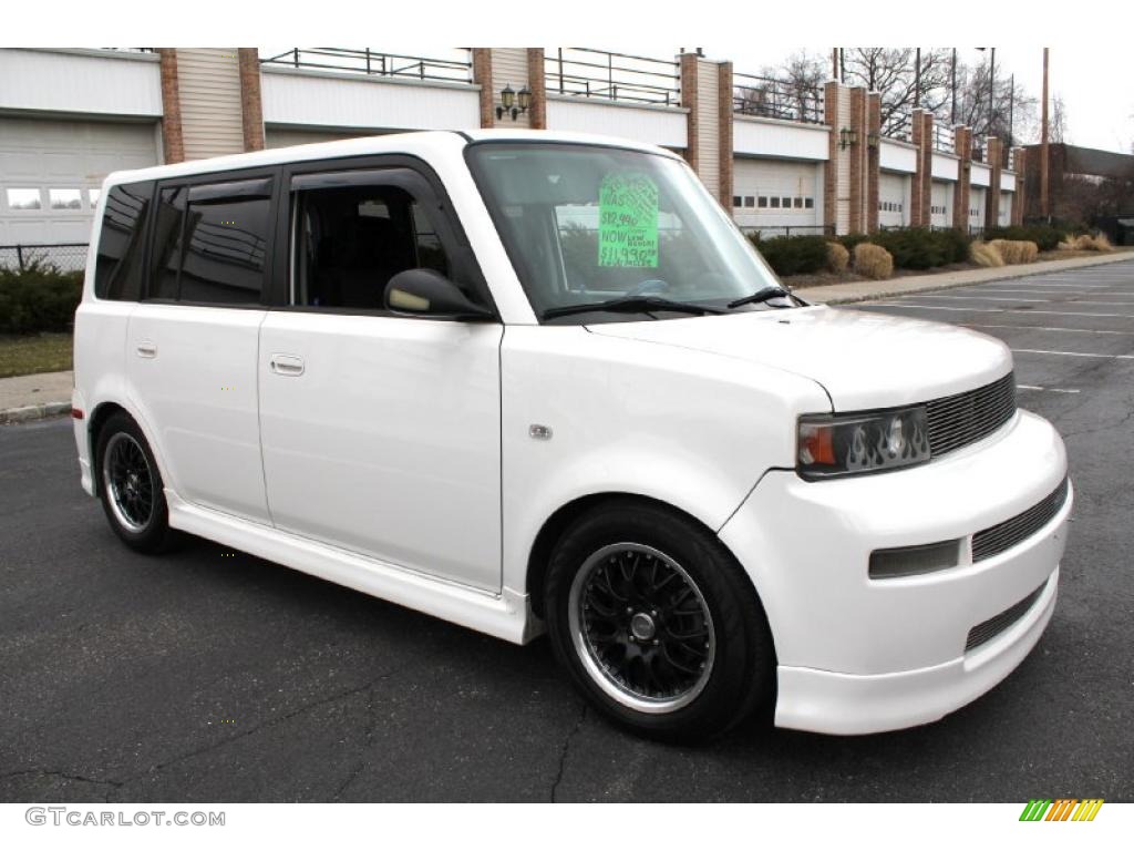 Polar White 2006 Scion xB Standard xB Model Exterior Photo #46768452