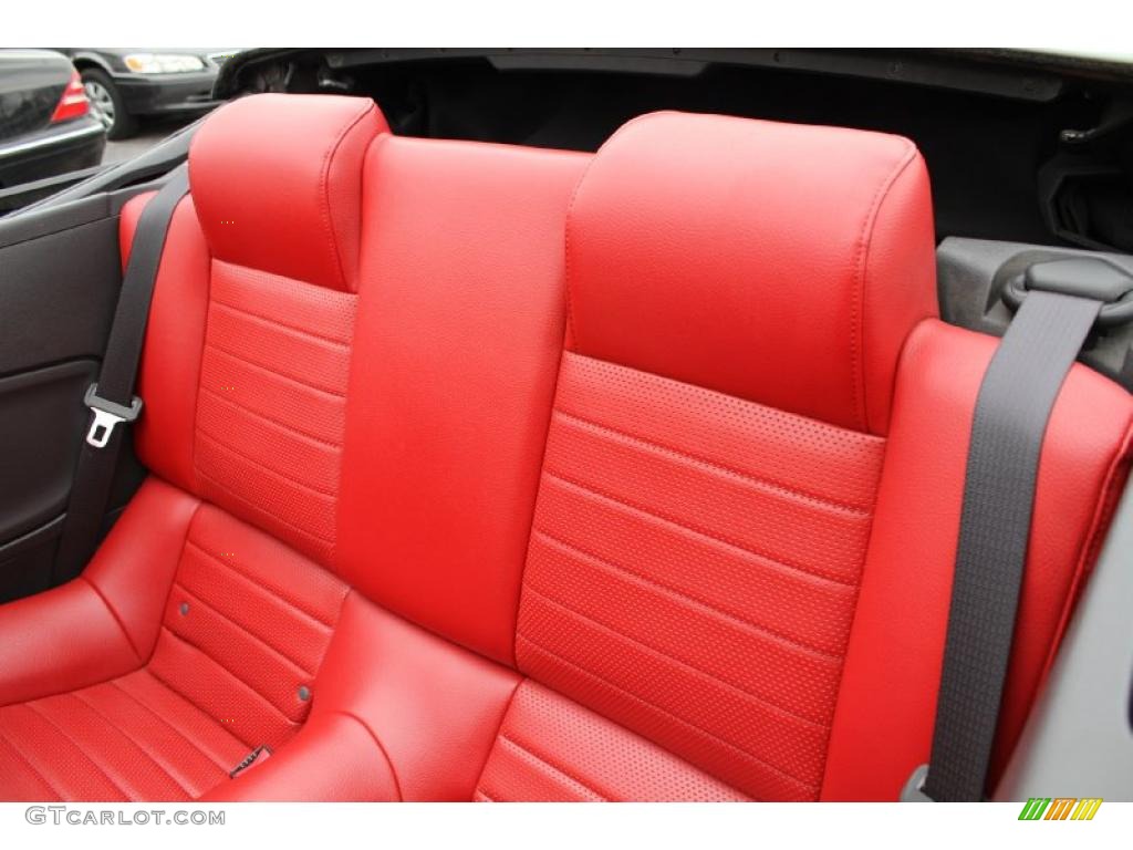2006 Mustang GT Premium Convertible - Satin Silver Metallic / Red/Dark Charcoal photo #18
