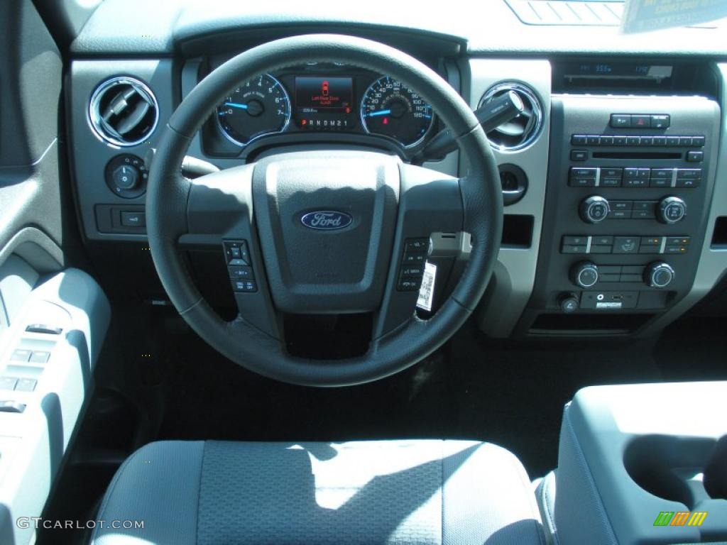 2011 Ford F150 XLT SuperCrew Steel Gray Dashboard Photo #46770345