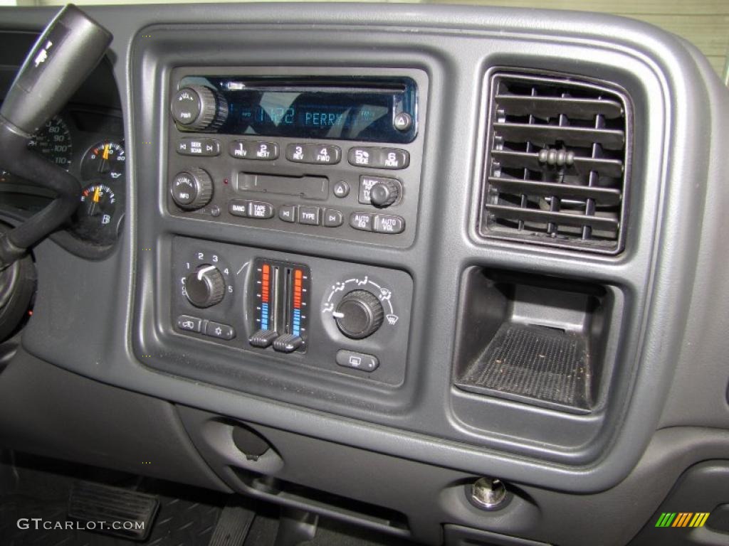 2007 Chevrolet Silverado 1500 LT Crew Cab Controls Photo #46771482