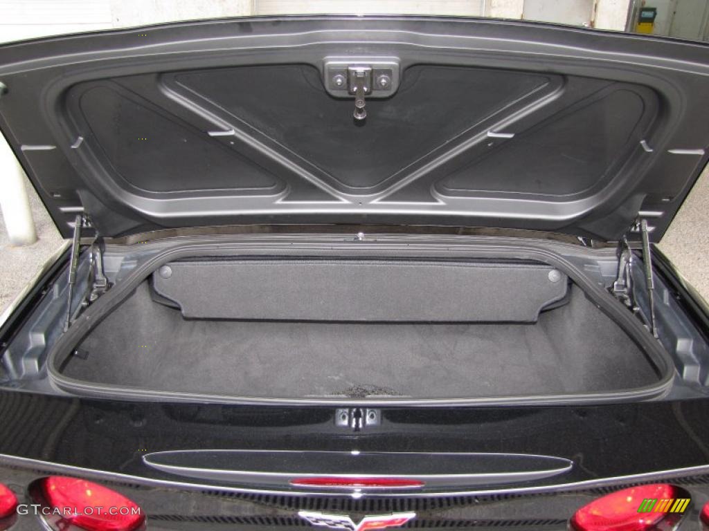 2007 Chevrolet Corvette Convertible Trunk Photo #46771701