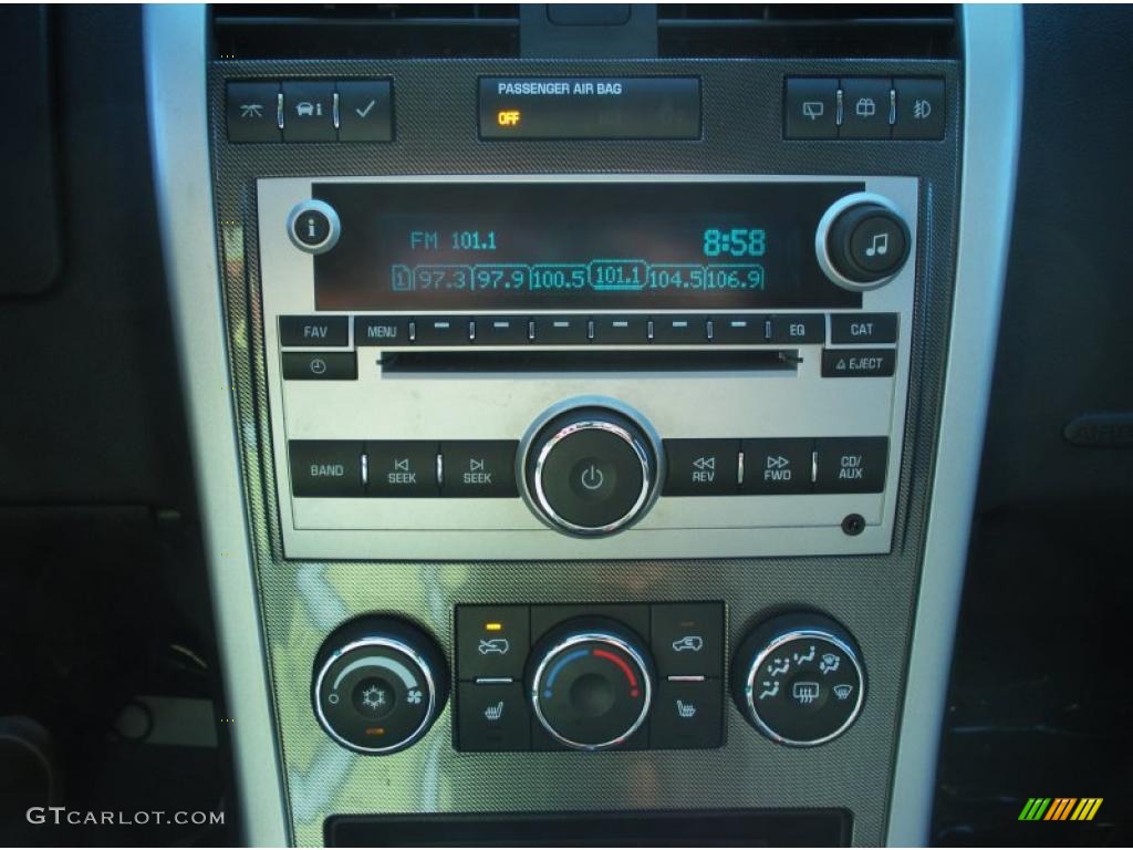 2008 Chevrolet Equinox Sport Controls Photo #46772478