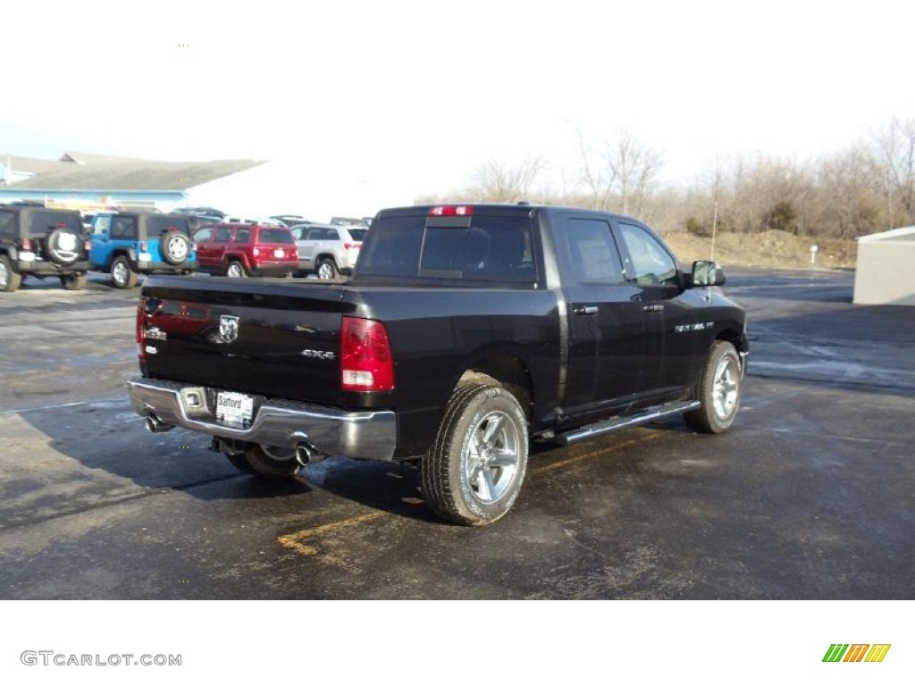 2011 Ram 1500 Big Horn Crew Cab 4x4 - Brilliant Black Crystal Pearl / Dark Slate Gray/Medium Graystone photo #4