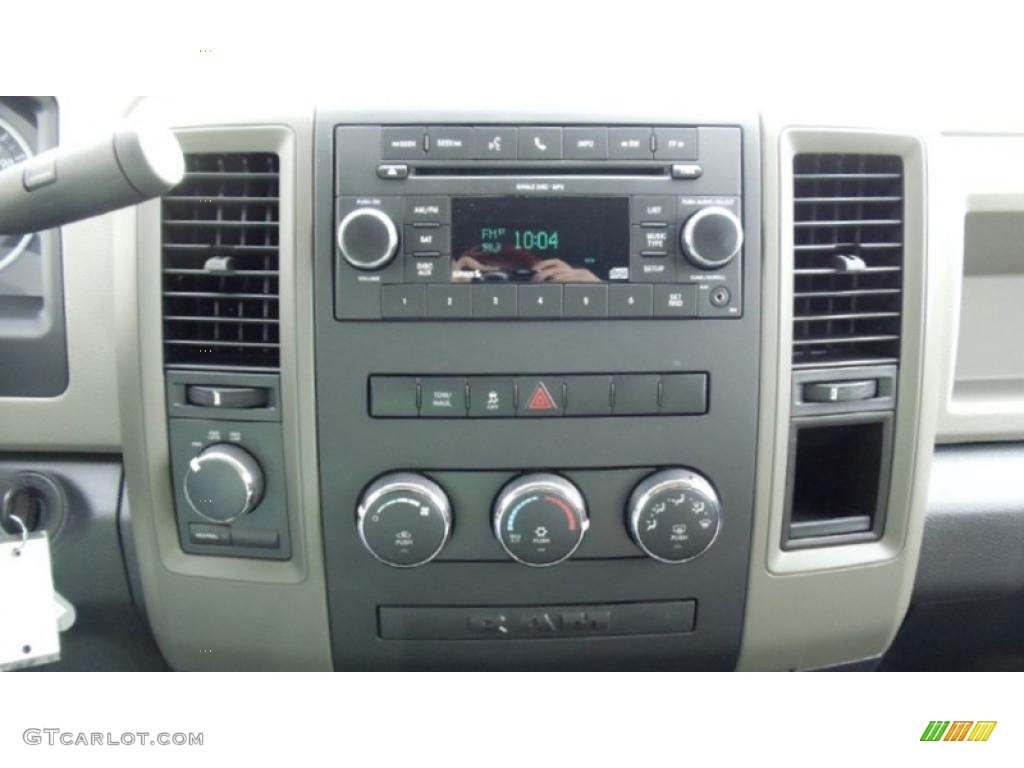 2011 Ram 1500 ST Crew Cab 4x4 - Brilliant Black Crystal Pearl / Dark Slate Gray/Medium Graystone photo #10