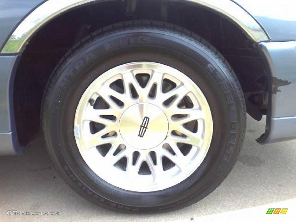 1999 Lincoln Town Car Signature Wheel Photo #46774495