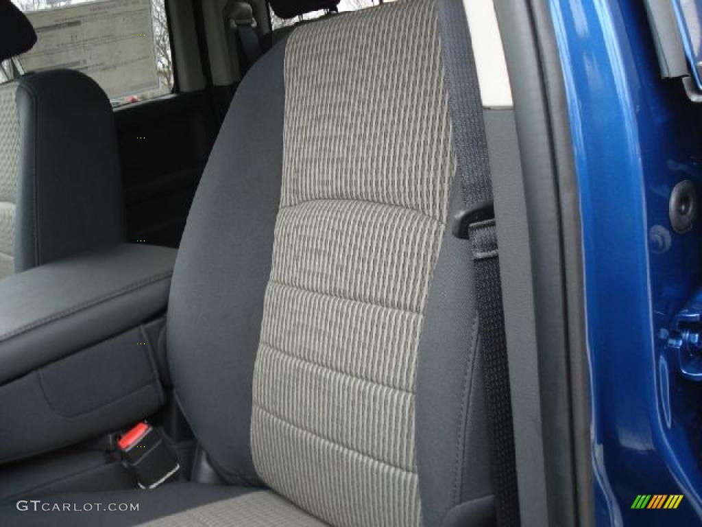 2011 Ram 1500 ST Quad Cab 4x4 - Deep Water Blue Pearl / Dark Slate Gray/Medium Graystone photo #9