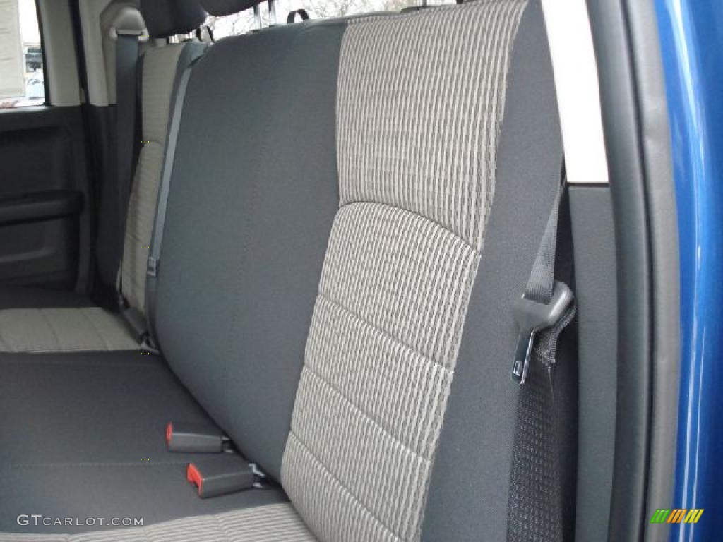 2011 Ram 1500 ST Quad Cab 4x4 - Deep Water Blue Pearl / Dark Slate Gray/Medium Graystone photo #11