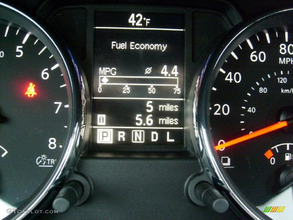 2011 Rogue SV AWD - Black Amethyst / Black photo #20