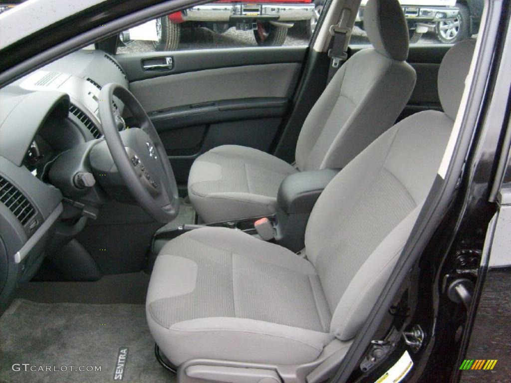 Charcoal Interior 2011 Nissan Sentra 2.0 SR Photo #46778523