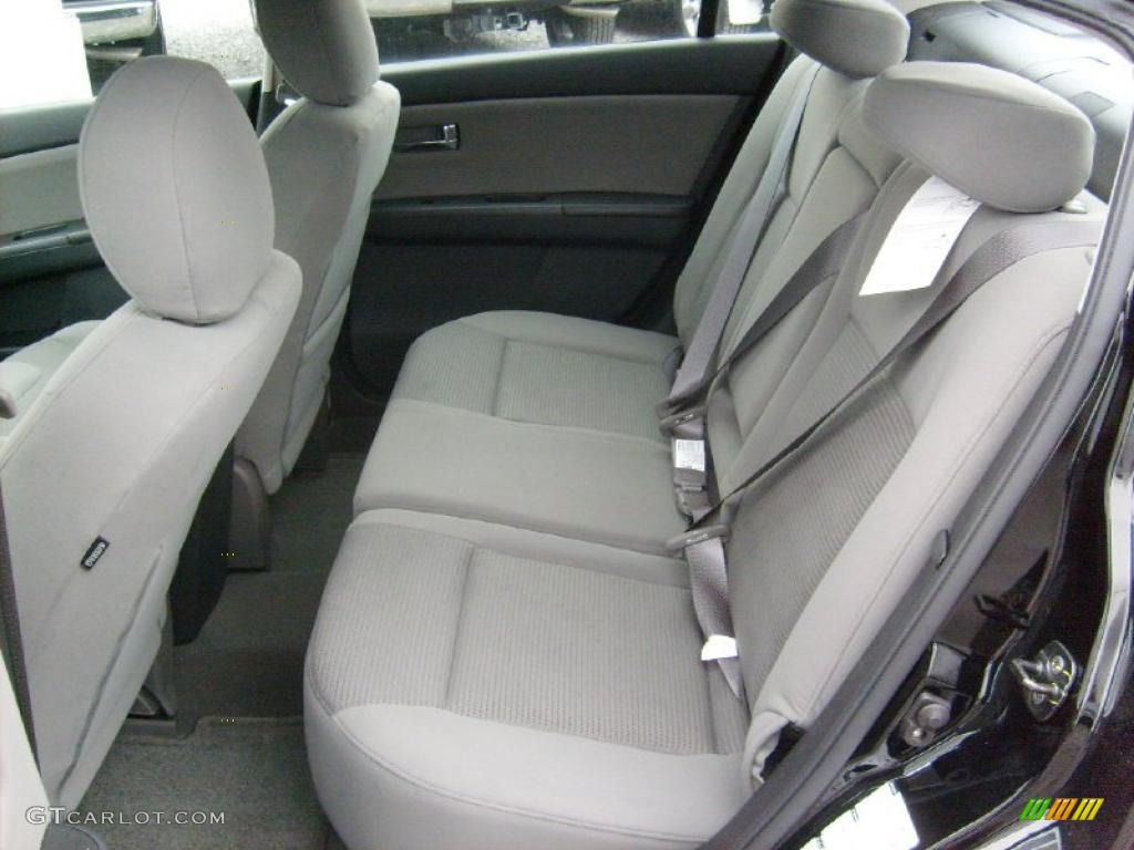 Charcoal Interior 2011 Nissan Sentra 2.0 SR Photo #46778540