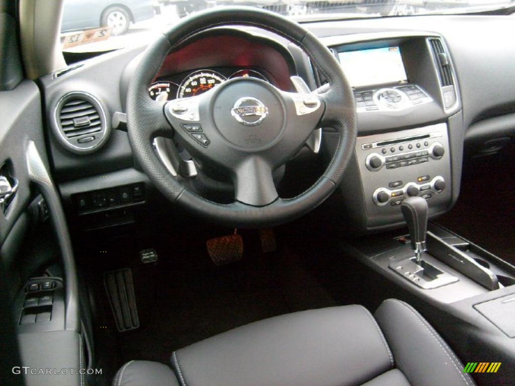 2011 Nissan Maxima 3.5 SV Sport Charcoal Dashboard Photo #46779315