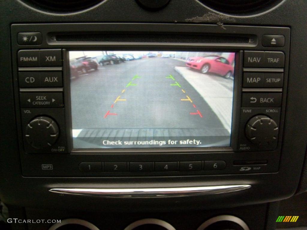 2011 Rogue SV AWD - Silver Ice Metallic / Gray photo #5