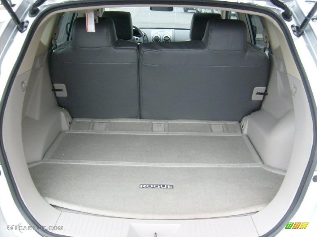 2011 Rogue SV AWD - Silver Ice Metallic / Gray photo #17