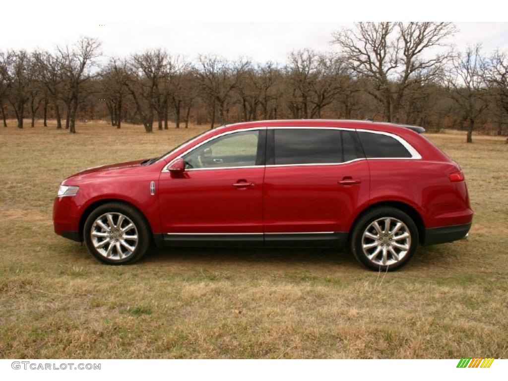 Red Candy Metallic 2010 Lincoln MKT FWD Exterior Photo #46780083