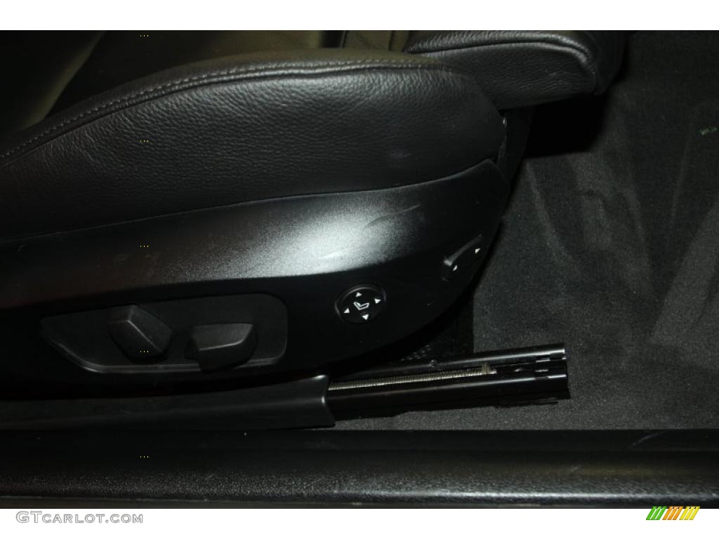 2009 3 Series 335i Coupe - Titanium Silver Metallic / Black photo #50