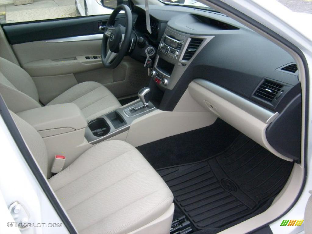 Warm Ivory Interior 2010 Subaru Legacy 2.5i Sedan Photo #46782819