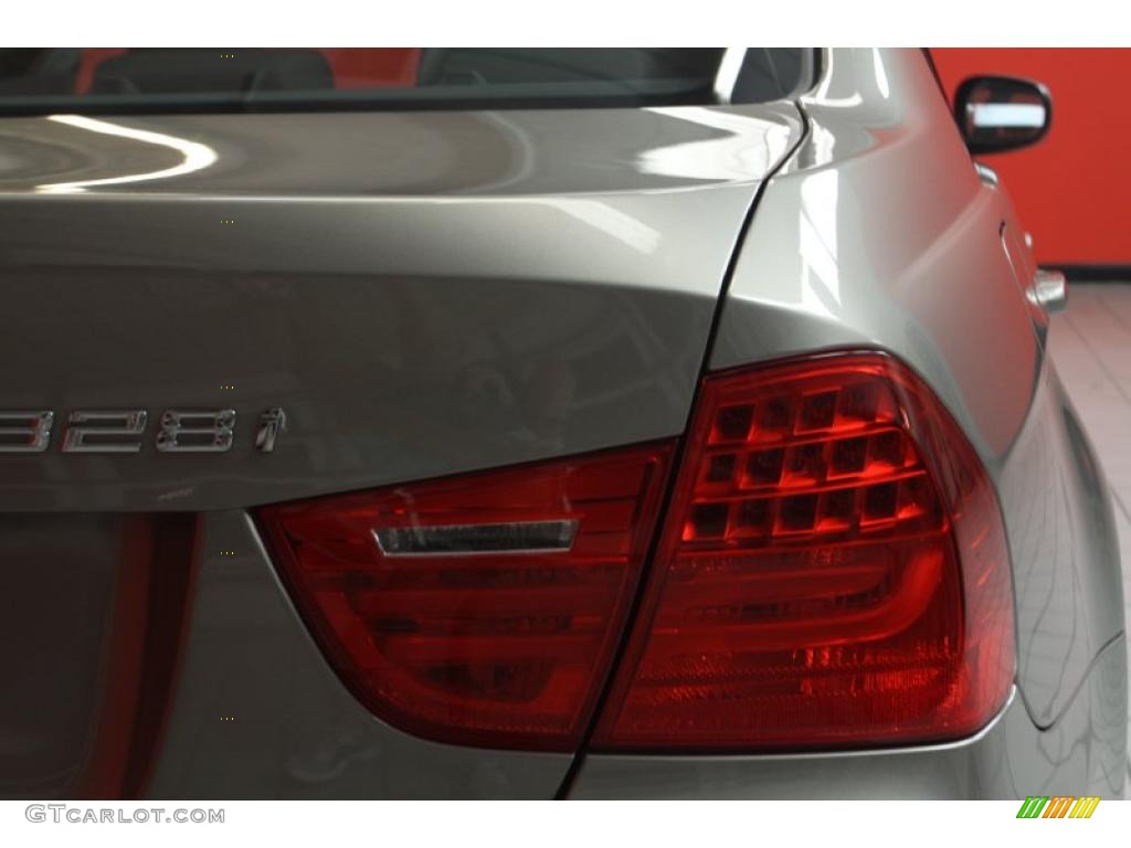 2009 3 Series 328i Sedan - Platinum Bronze Metallic / Black photo #19