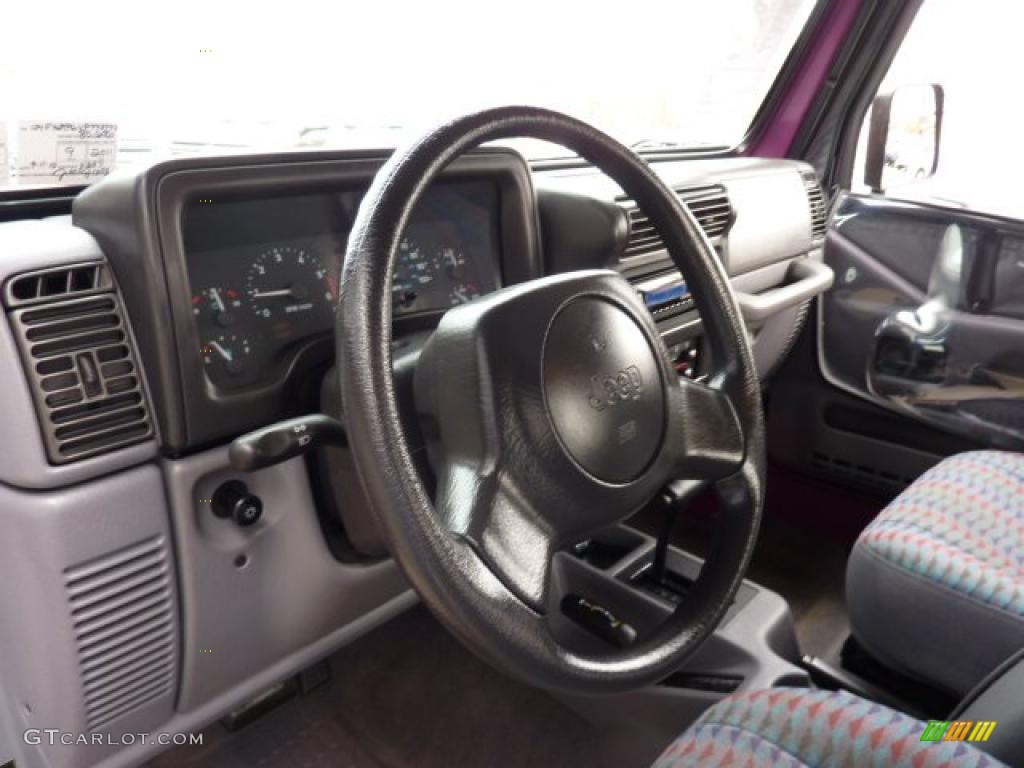 1997 Jeep Wrangler SE 4x4 Gray Steering Wheel Photo #46784409
