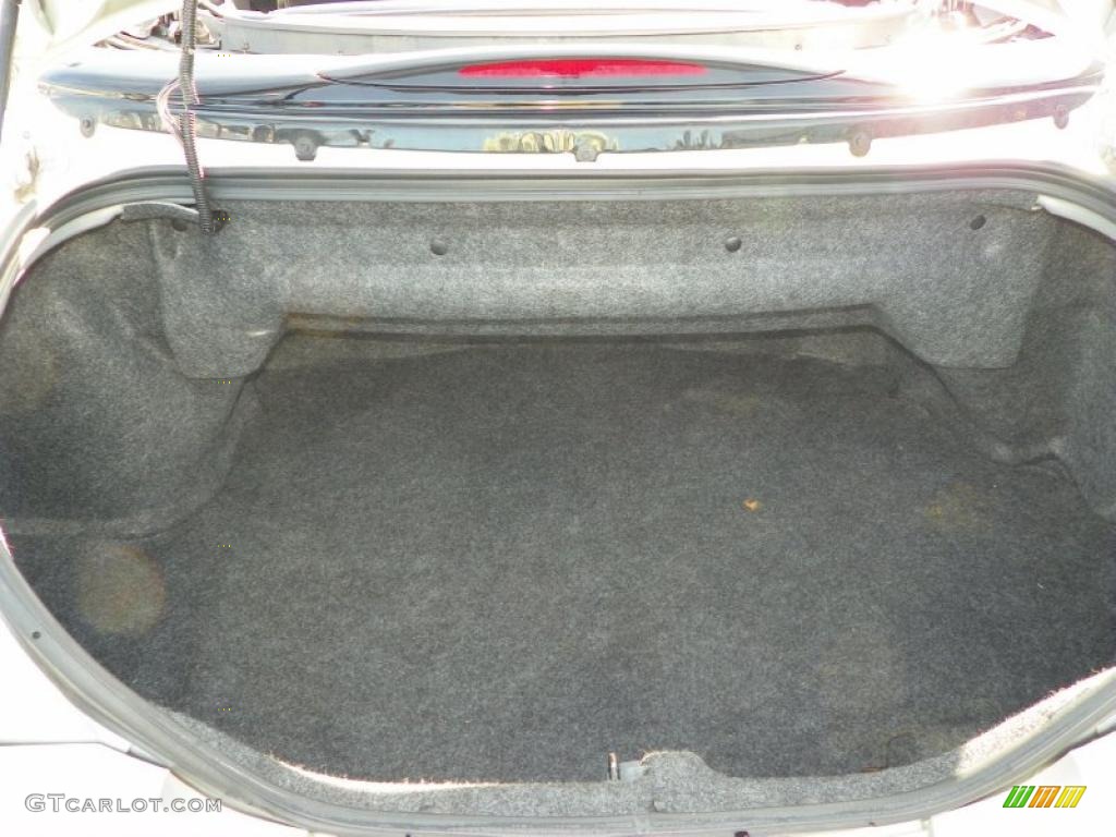 2005 Chrysler Sebring GTC Convertible Trunk Photo #46786038