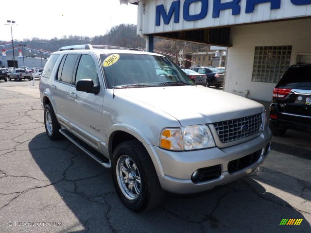 2005 Explorer Limited 4x4 - Silver Birch Metallic / Midnight Grey photo #3