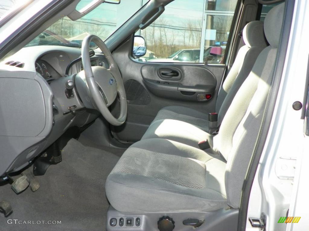 Medium Graphite Grey Interior 2003 Ford F150 XLT SuperCrew 4x4 Photo #46787127