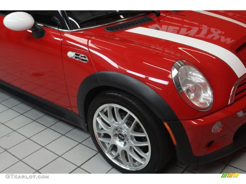 2002 Cooper S Hardtop - Chili Red / Panther Black photo #16