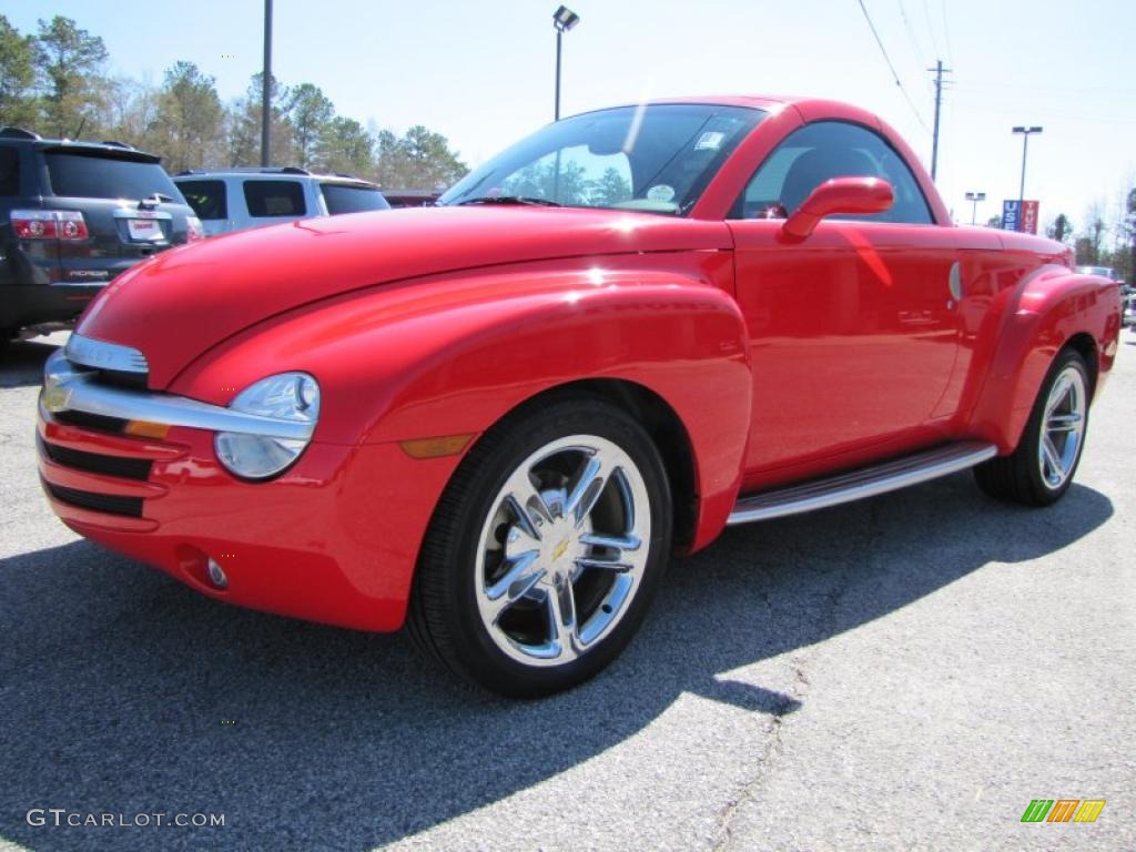 Redline Red 2005 Chevrolet SSR Standard SSR Model Exterior Photo #46790388